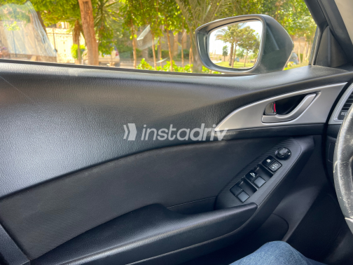 مازدا 3 2019 رمادي أوتوماتيك مستعملة للبيع في مدينة نصر - 6