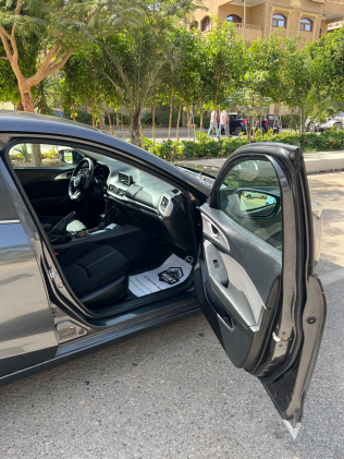 مازدا 3 2019 رمادي أوتوماتيك مستعملة للبيع في مدينة نصر