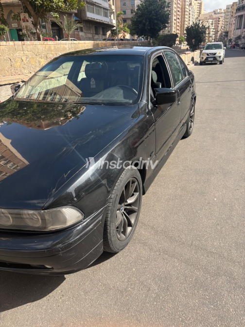بي ام دبليو 523 1998 أسود أوتوماتيك مستعملة للبيع في الإسكندرية - 9