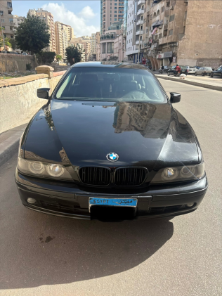 بي ام دبليو 523 1998 أسود أوتوماتيك مستعملة للبيع في الإسكندرية