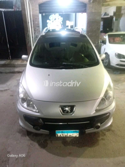 بيجو 307 2006 فضي أوتوماتيك مستعملة للبيع في الإسكندرية - 5