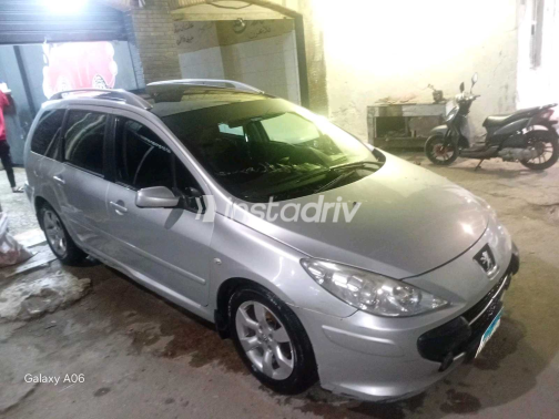 بيجو 307 2006 فضي أوتوماتيك مستعملة للبيع في الإسكندرية - 7