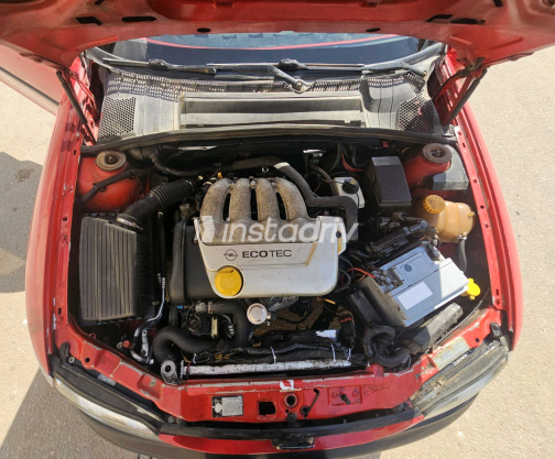 Opel Vectra 1998 Red Manual Used for Sale in Cairo - 2