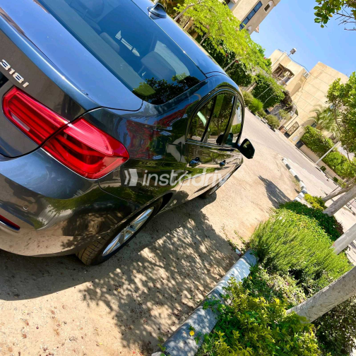 بي ام دبليو 318 2018 رمادي أوتوماتيك مستعملة للبيع في الجيزة - 6
