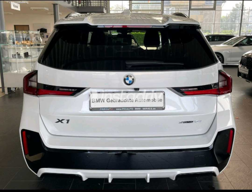 بي ام دبليو X1 2025 أبيض أوتوماتيك مستعملة للبيع في القاهرة - 3