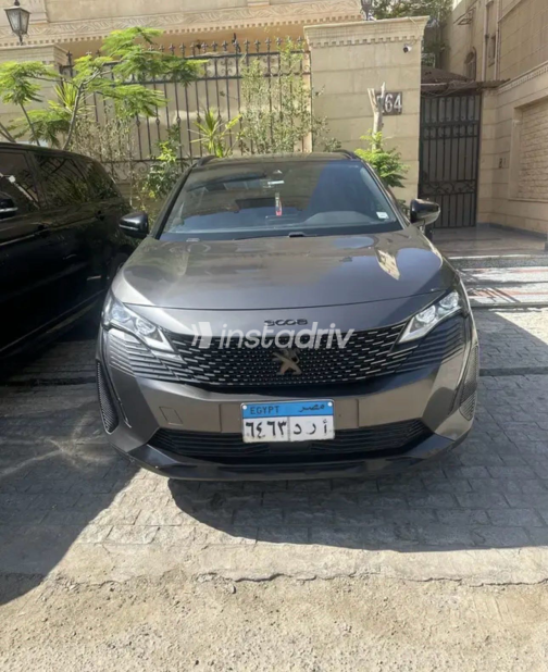 بيجو 3008 2024 رمادي أوتوماتيك مستعملة للبيع في القاهرة - 4