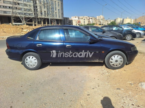 Opel Vectra 1999 Dark Blue Automatic Used for Sale in Maadi - 2