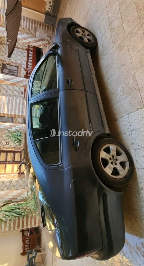 سكودا اوكتافيا 2009 رمادي غامق يدوي مستعملة للبيع في أسيوط - 2