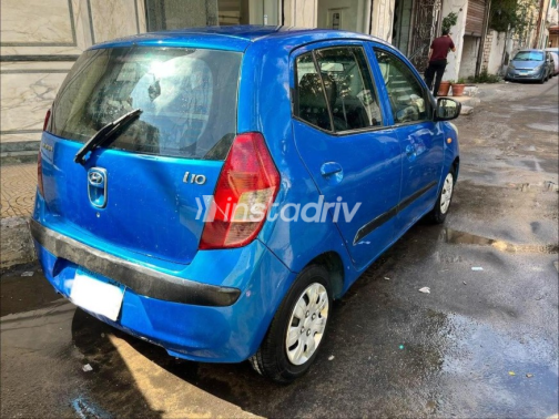 هيونداي I10 2010 أزرق يدوي مستعملة للبيع في الإسكندرية - 2