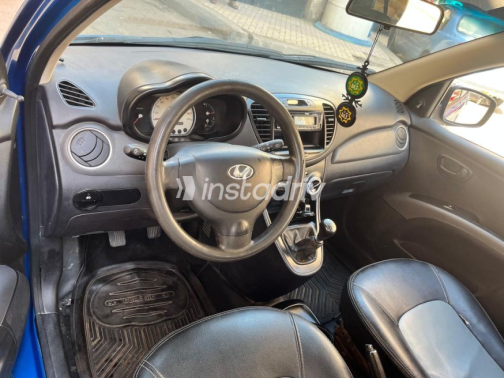 هيونداي I10 2010 أزرق يدوي مستعملة للبيع في الإسكندرية - 4