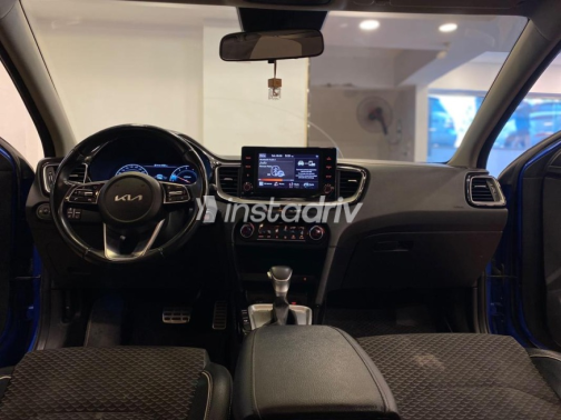 Kia Xceed 2022 Dark Blue Automatic Used for Sale in Heliopolis - 5