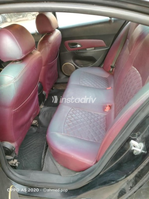 Chevrolet Cruze 2011 Black Automatic Used for Sale in Giza - 8