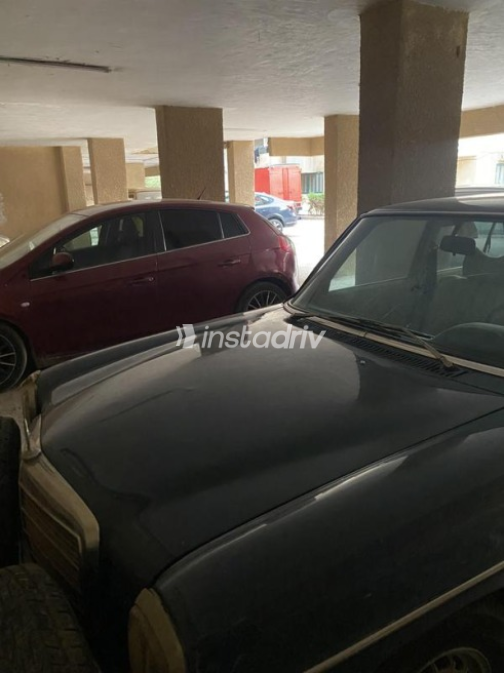 Mercedes 200 1974 Blue Automatic Used for Sale in 10th of Ramadan - 1