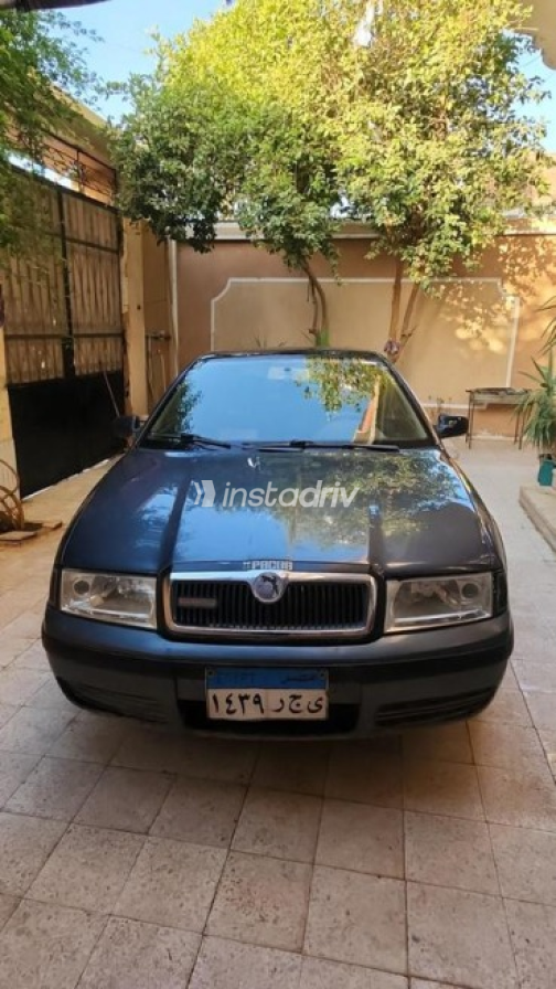 Skoda Octavia A4 2009 Petroleum Manual Used for Sale in Asyut - 1