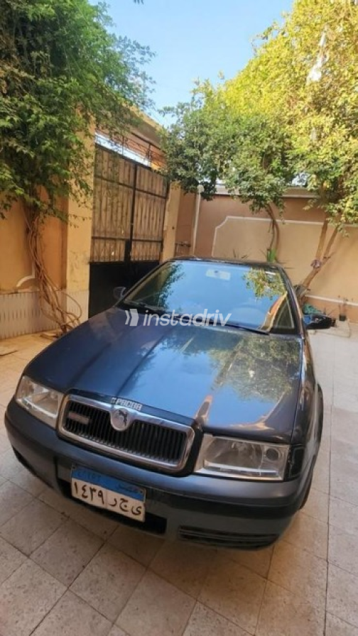 Skoda Octavia A4 2009 Petroleum Manual Used for Sale in Asyut - 2