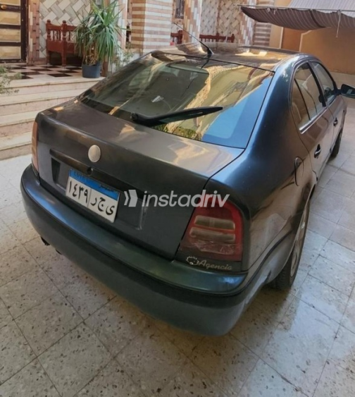 Skoda Octavia A4 2009 Petroleum Manual Used for Sale in Asyut - 10