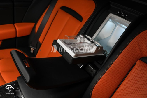 Rolls Royce Cullinan 2023 Black Automatic Used for Sale in Cairo - 8