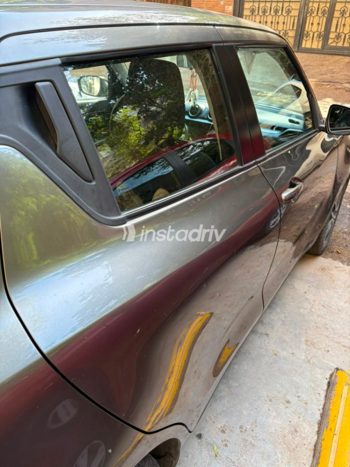 Suzuki Swift 2021 Brown Automatic Used for Sale in Nasr city - 3