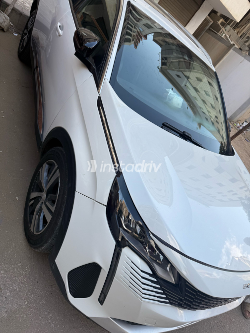 Peugeot 5008 2022 White Automatic Used for Sale in Cairo - 1