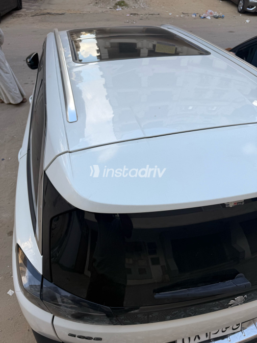 Peugeot 5008 2022 White Automatic Used for Sale in Cairo - 8