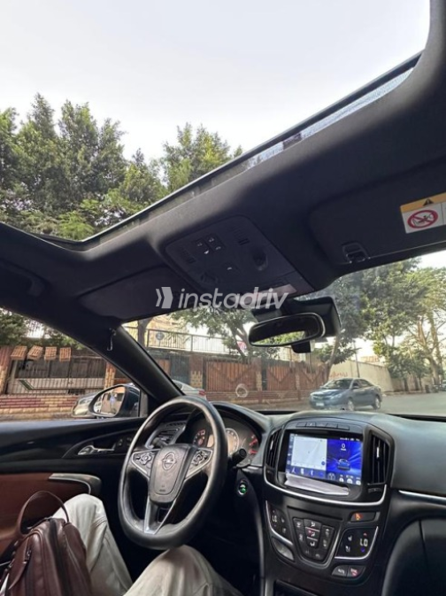 Opel Insignia 2017 Black Automatic Used for Sale in Greater Cairo ( Cairo + Giza) - 7
