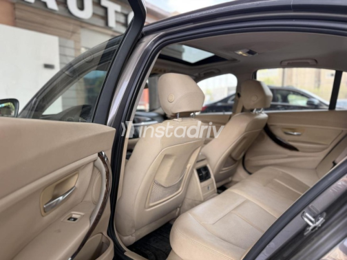 BMW 320 2014 Brown Automatic Used for Sale in Cairo - 2