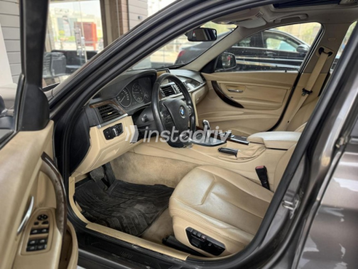 BMW 320 2014 Brown Automatic Used for Sale in Cairo - 6