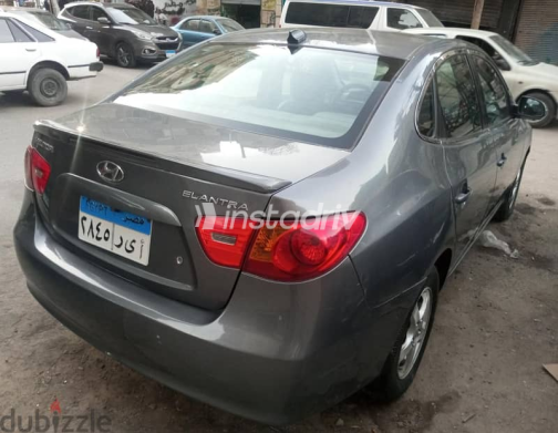 Hyundai Elantra 2009 Gray Automatic Used for Sale in Cairo - 3