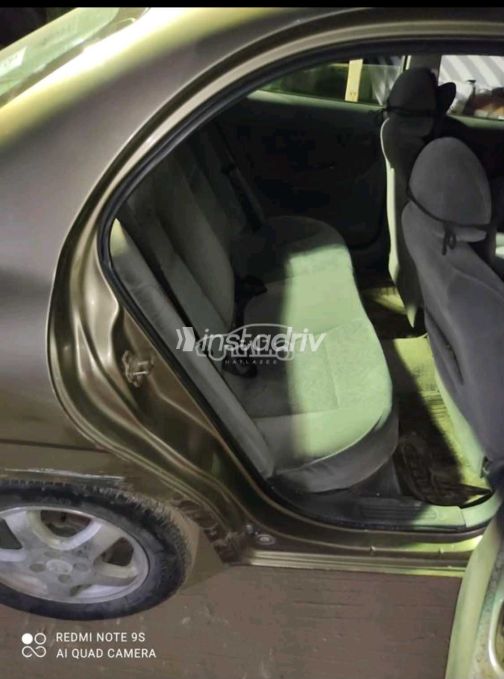 Daewoo Nubira 1998 Bronze Manual Used for Sale in El Haram - 3