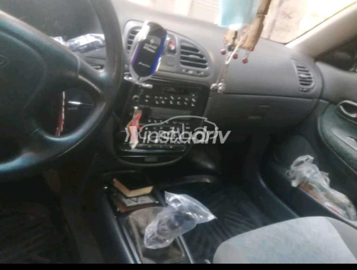 Daewoo Nubira 1998 Bronze Manual Used for Sale in El Haram - 5