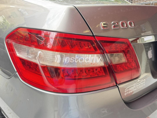 مرسيدس E 200 2013 فضي أوتوماتيك مستعملة للبيع في مصر الجديدة - 8