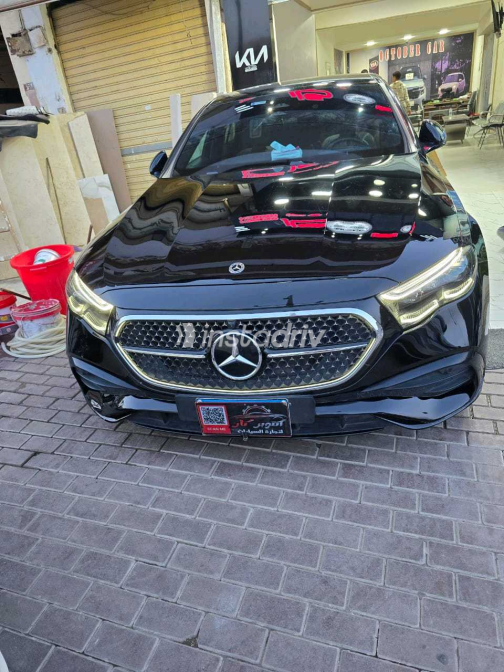 Mercedes E 200 2025 Black Automatic Used for Sale in Giza - 1