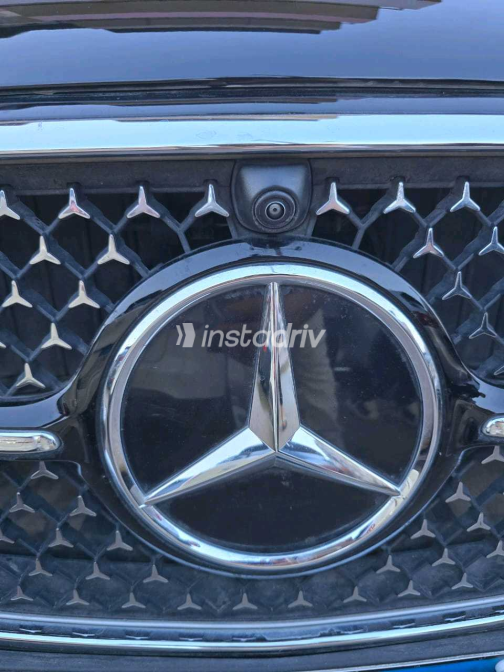 Mercedes E 200 2025 Black Automatic Used for Sale in Giza - 4