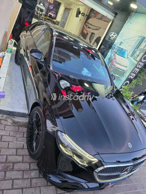 Mercedes E 200 2025 Black Automatic Used for Sale in Giza - 10