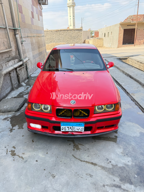 BMW 316 1994 Red Manual Used for Sale in Ismailia - 3