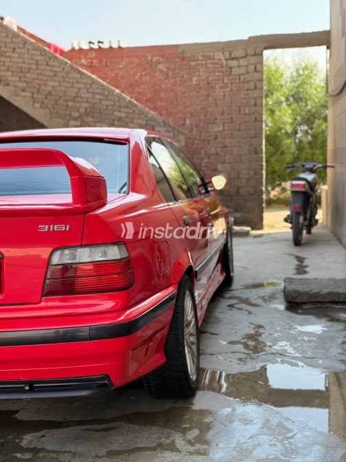 BMW 316 1994 Red Manual Used for Sale in Ismailia - 6