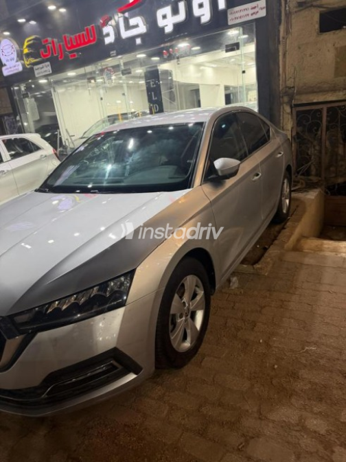 Skoda Octavia 2021 Silver Automatic Used for Sale in Sohag - 2