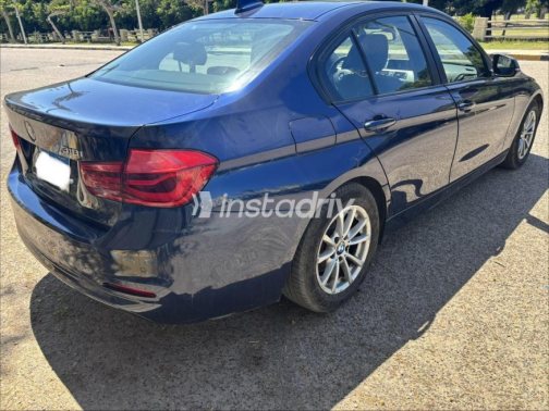 BMW 318 2017 Blue Automatic Used for Sale in Alexandria - 4