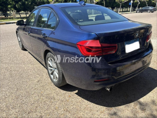 BMW 318 2017 Blue Automatic Used for Sale in Alexandria - 5