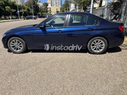 BMW 318 2017 Blue Automatic Used for Sale in Alexandria - 6