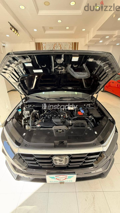 هوندا CRV 2023 أسود أوتوماتيك مستعملة للبيع في القاهرة - 7