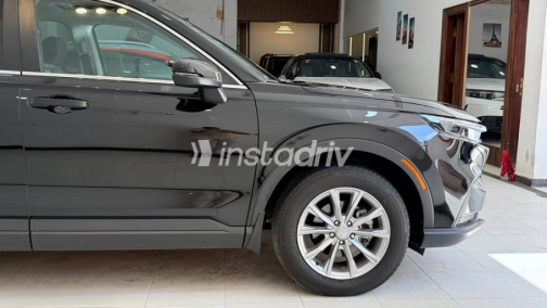هوندا CRV 2023 أسود أوتوماتيك مستعملة للبيع في القاهرة - 8
