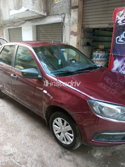 Lada Granta 2022 White Manual Used for Sale in Alexandria - 6