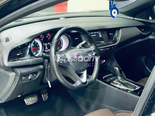 Opel Insignia 2019 Black Automatic Used for Sale in Alexandria - 9