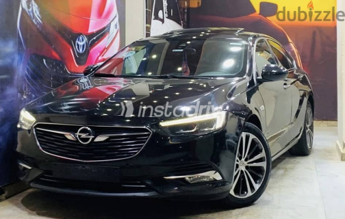 Opel Insignia 2019 Black Automatic Used for Sale in Alexandria - 10