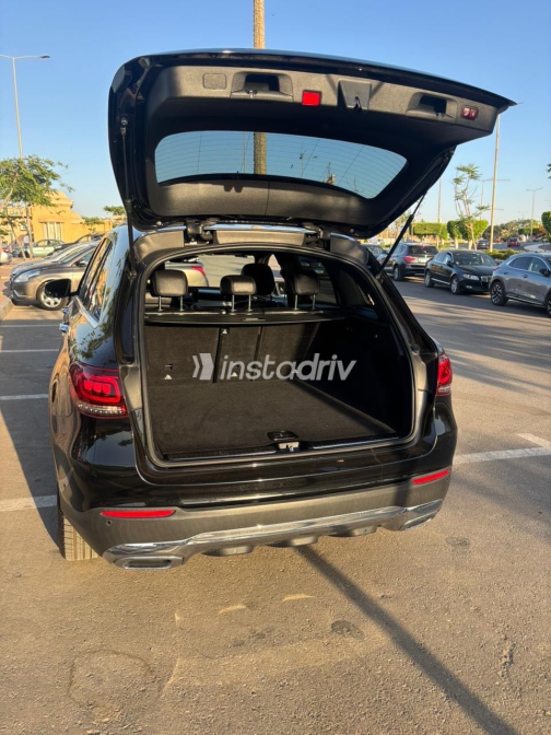 Mercedes GLC 300 2021 Black Automatic Used for Sale in Cairo - 2
