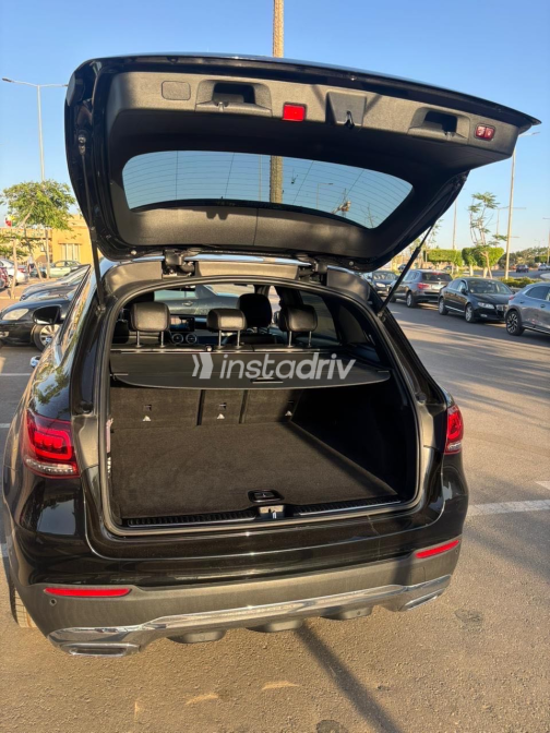 Mercedes GLC 300 2021 Black Automatic Used for Sale in Cairo - 7