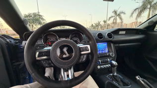 فورد موستانج 2015 أبيض أوتوماتيك مستعملة للبيع في مدينتى