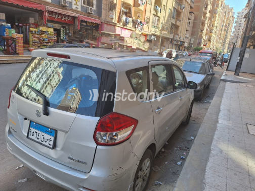 Suzuki Ertiga 2015 Silver Automatic Used for Sale in Cairo - 2