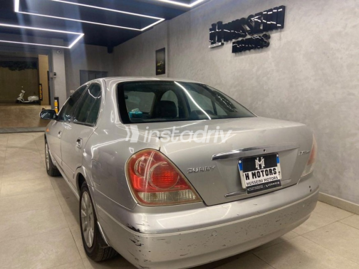Nissan Sunny 2011 Gold Automatic Used for Sale in Sheraton - 7